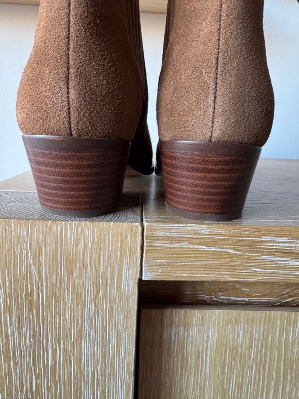 NWOB! MADEWELL Women’s The Ingrid Chelsea Boot in Suede, Dried Acorn, Size 10.5 - Picture 12 of 16